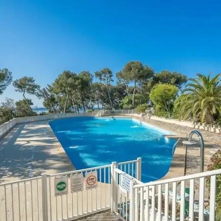 Studio 4 Personnes Copropriete Pas Frais De Menage Hyeres Exterior photo